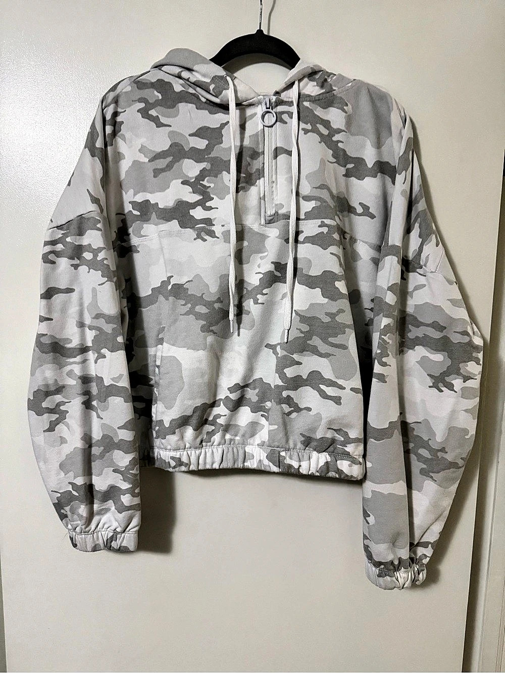 Avia Women’s XL Camo Hooded Jacket